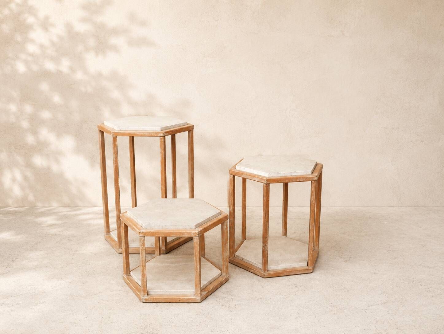 Set of 3 nesting tables in travertine and wood – Roche Bobois, 1970s