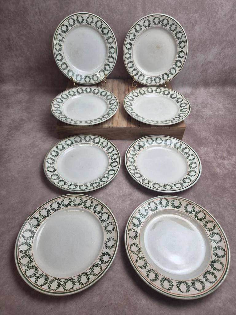 Set of 8 dessert plates Saint-Amand Hamage model Marceau – antique earthenware