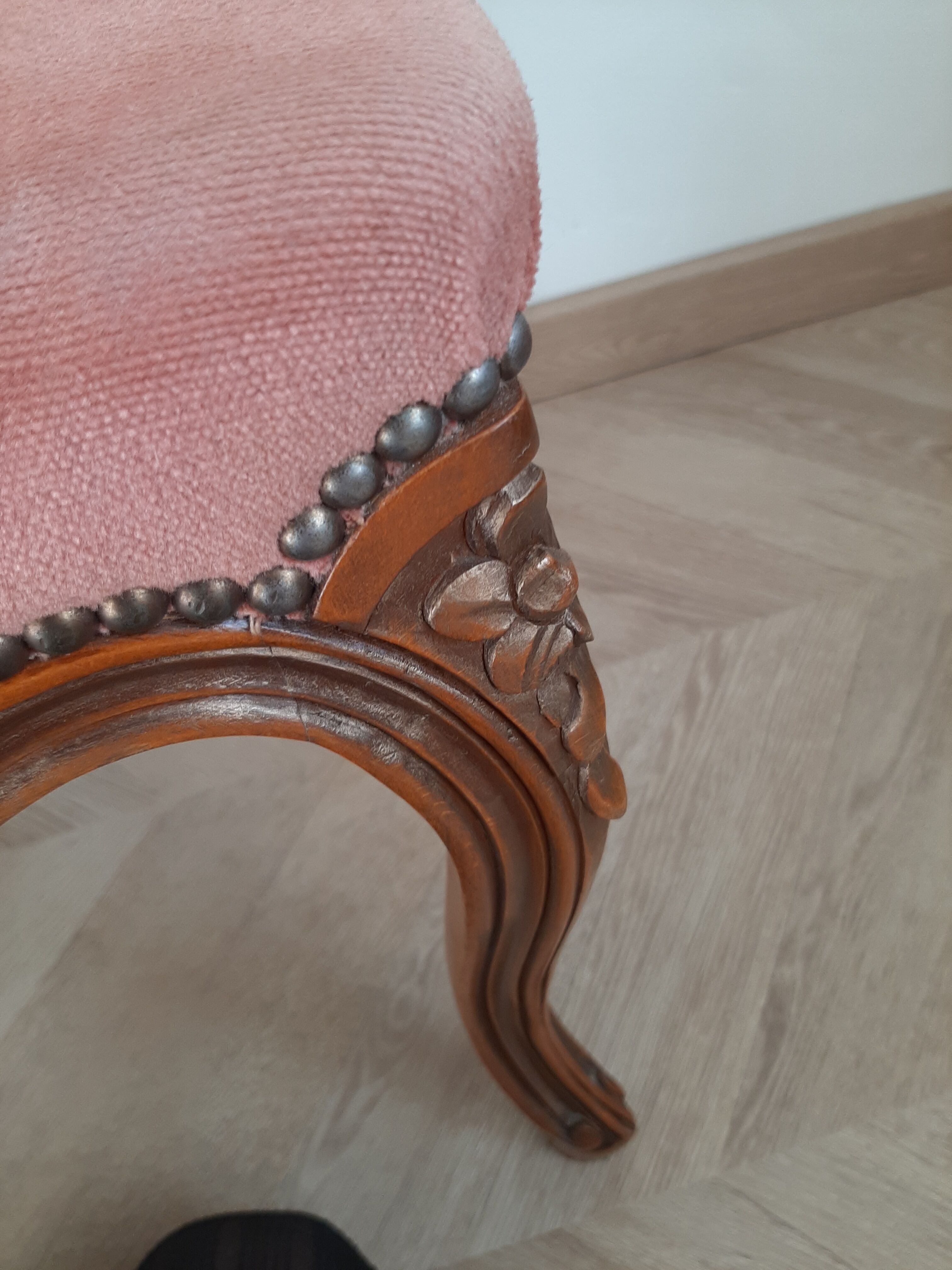 Chaise Louis XV rose