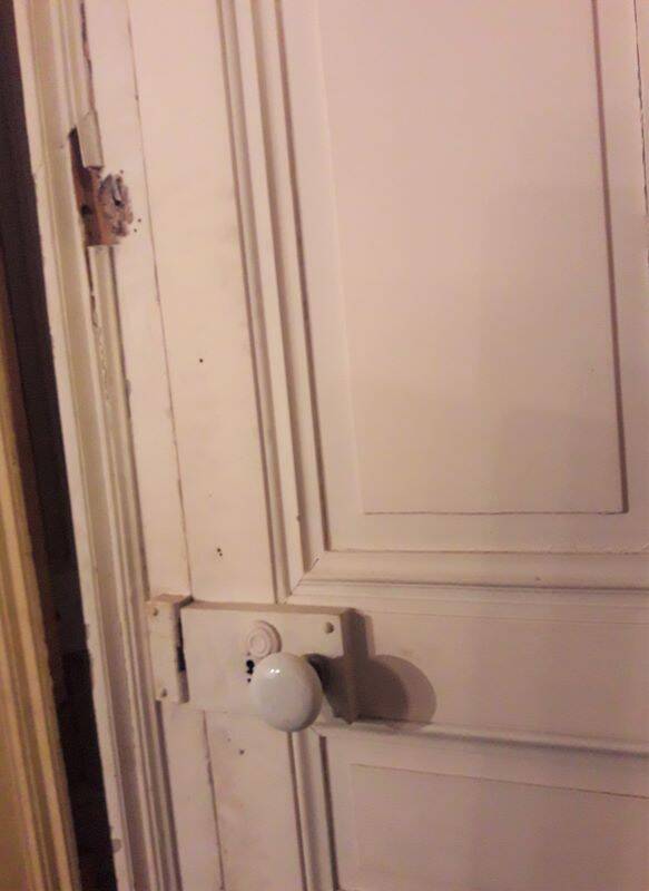 Haussmannian door 83x219 with old glazed transom frame 100x310 interior