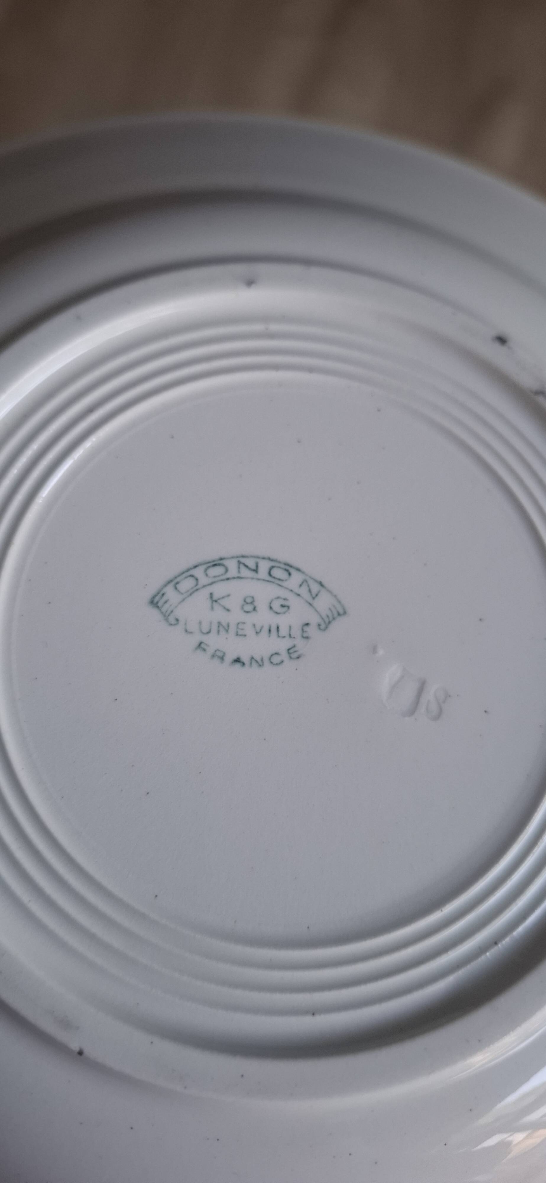 Set of 6 Luneville OOnon plates