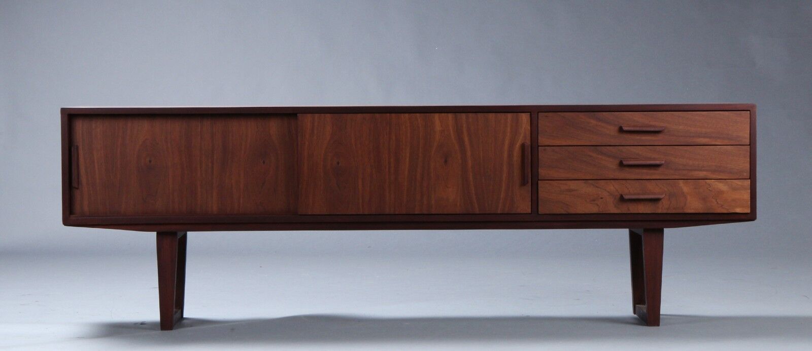 Enfilade scandinave des années 60-70