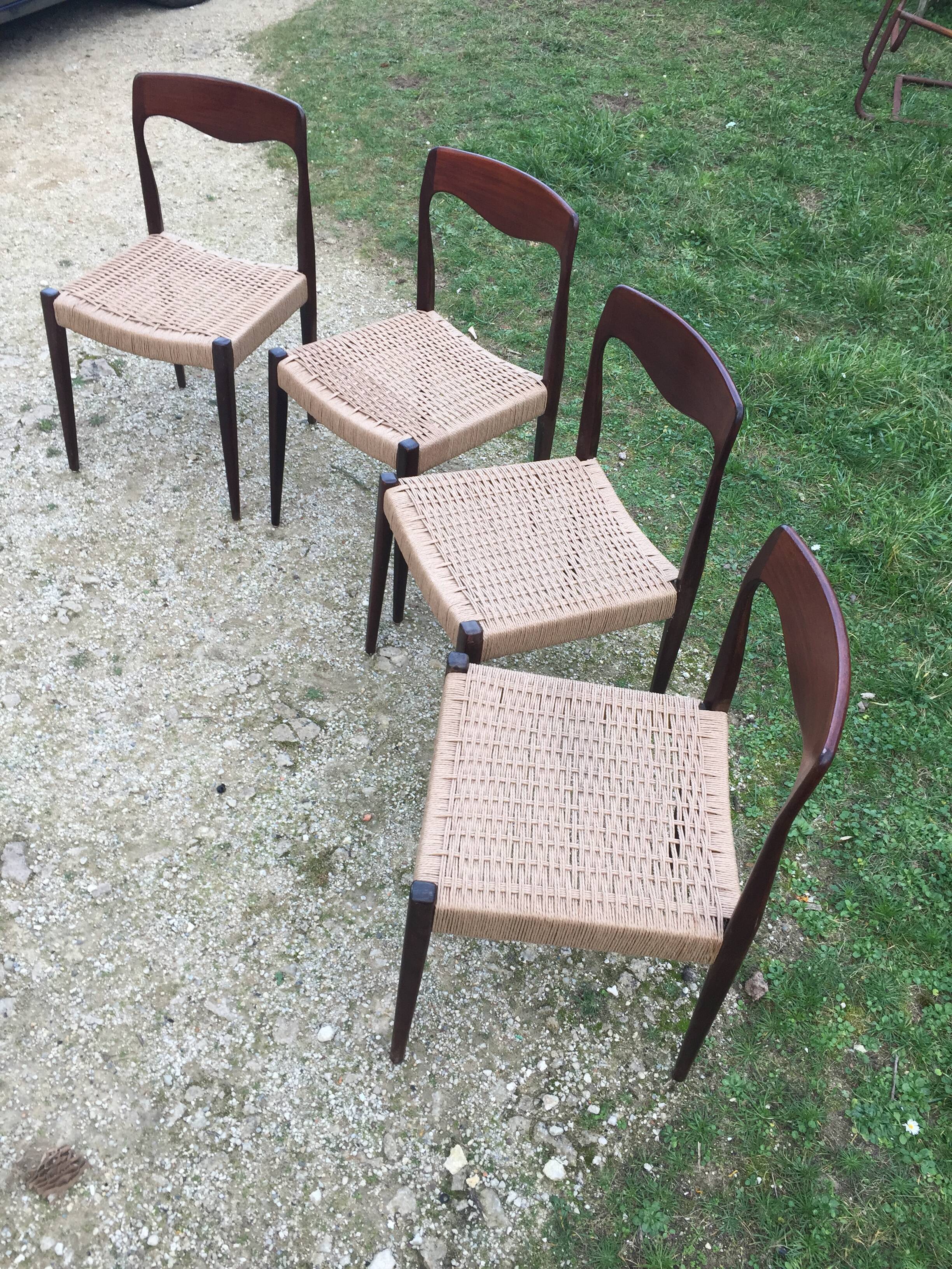4 Danish chairs 60