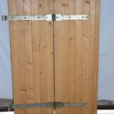 Folding double-leaf wooden shutter