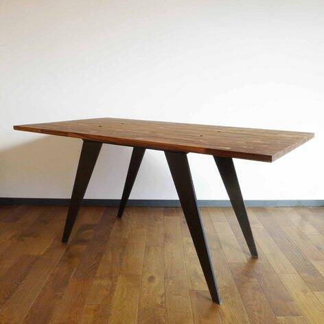Table design en teck et acier