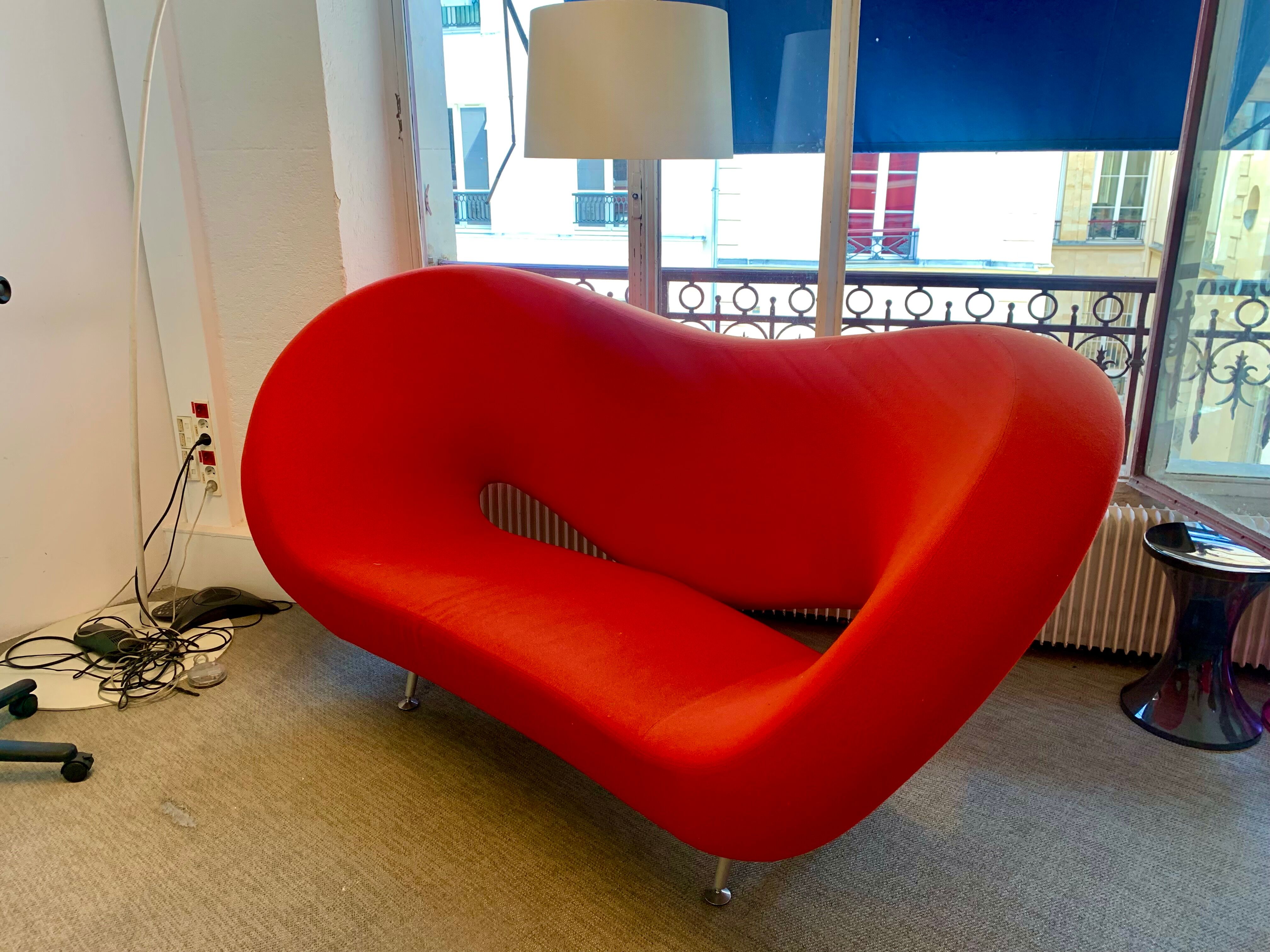 Sofa model victoria and albert by Ron Arad, Moroso