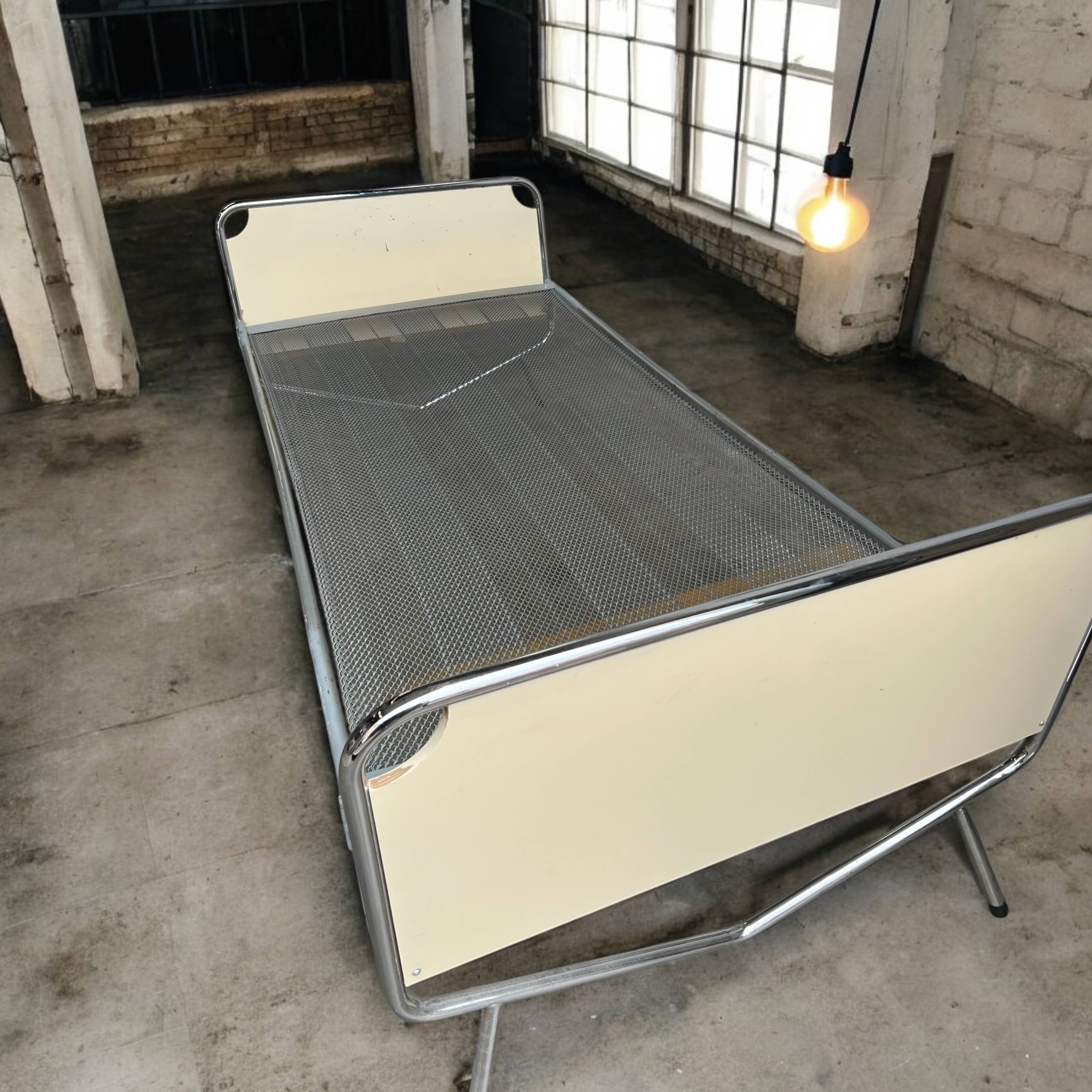 Vintage Auping Rietveld bed (2 in stock!)