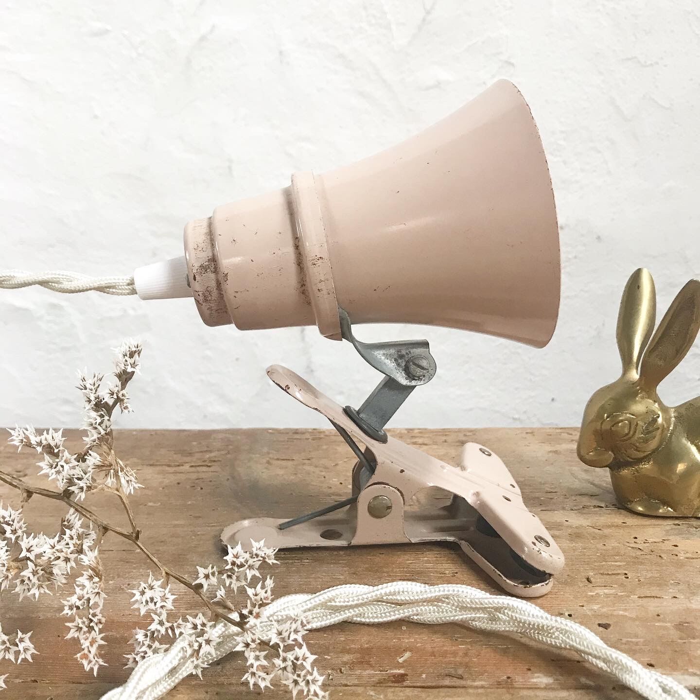 Vintage Mazda pincer lamp