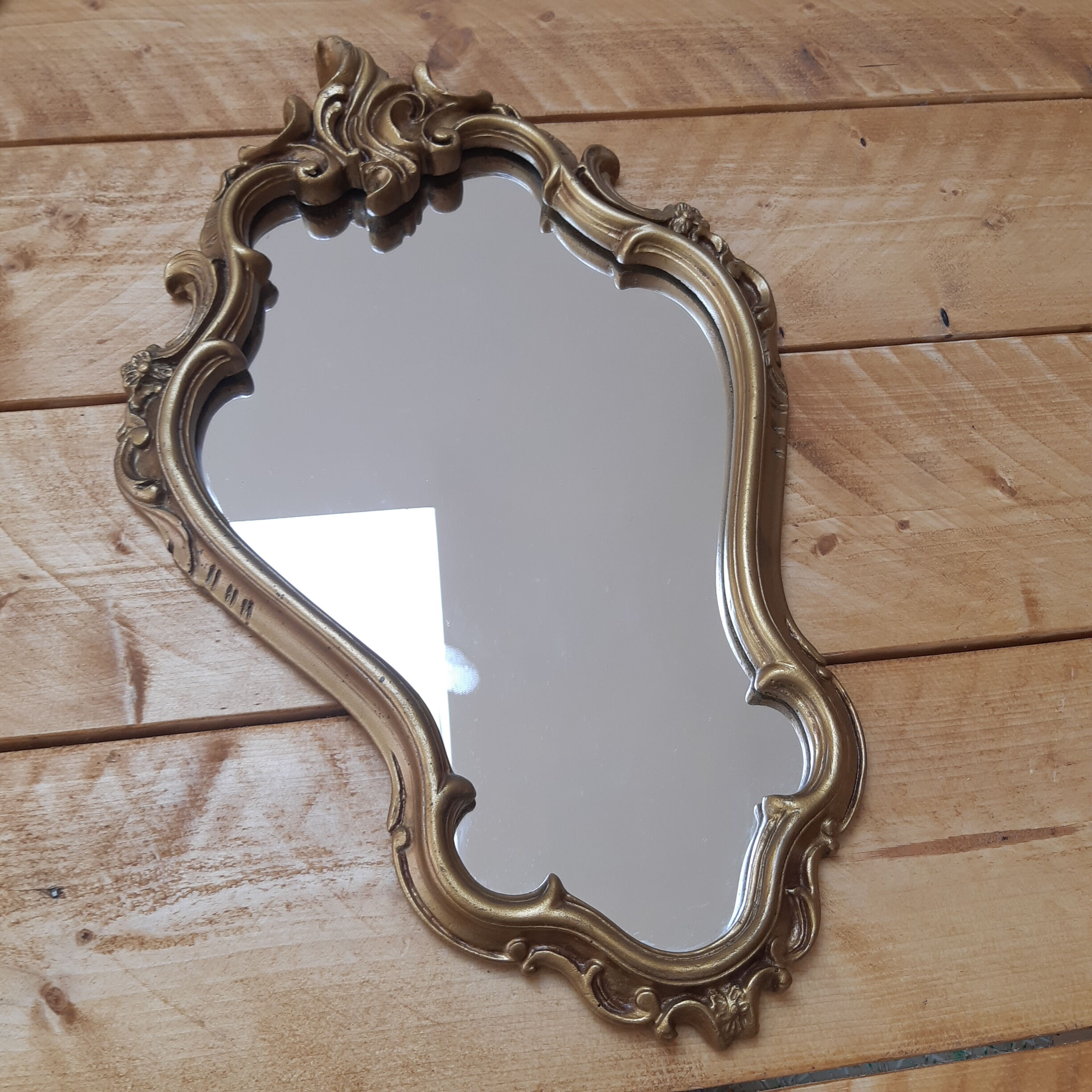 Golden mirror 30x48cm