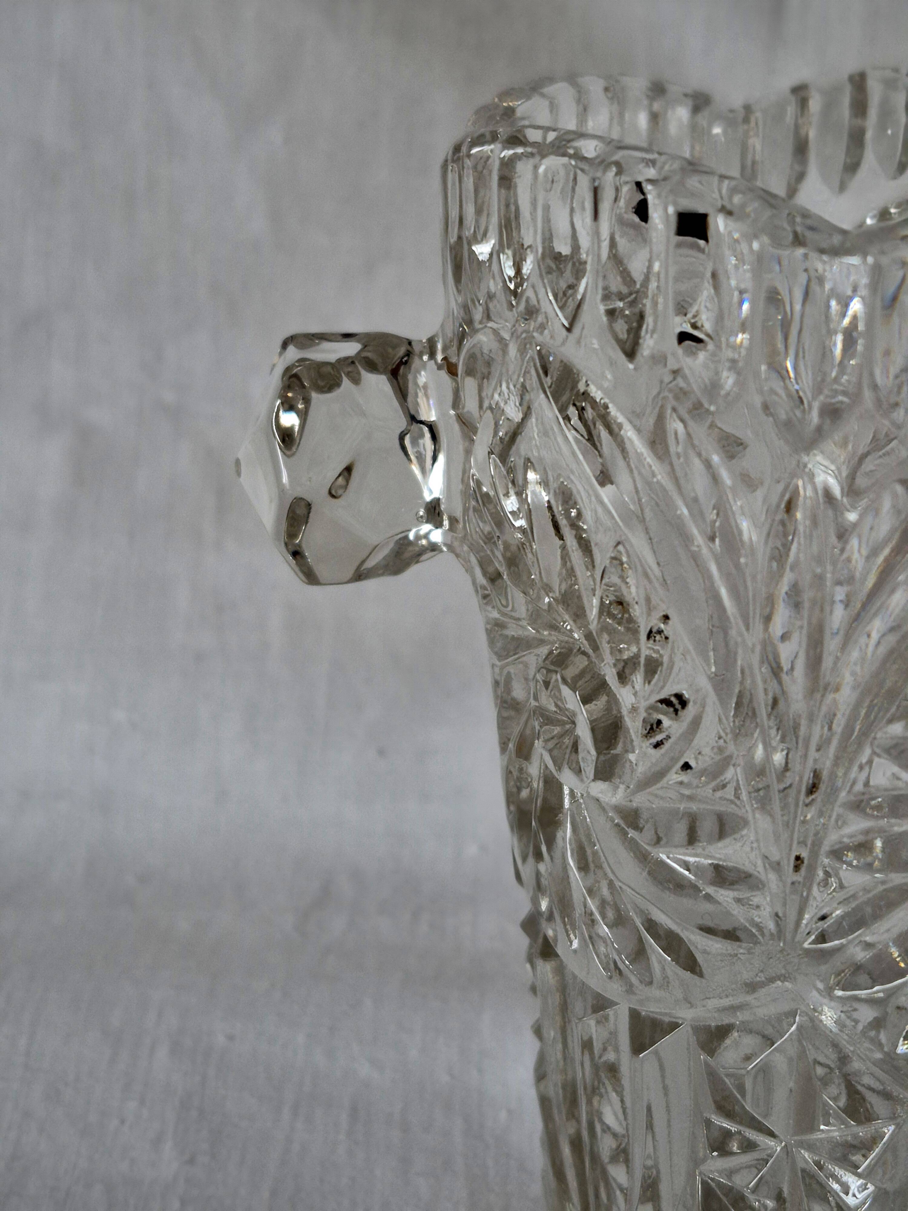 Seau à glace en verre moulé et taillé, A322