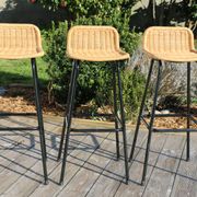 3 tabourets rotin et métal noir dirk van sliedregt