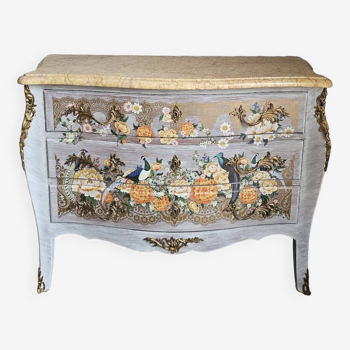 Commode style Louis XV