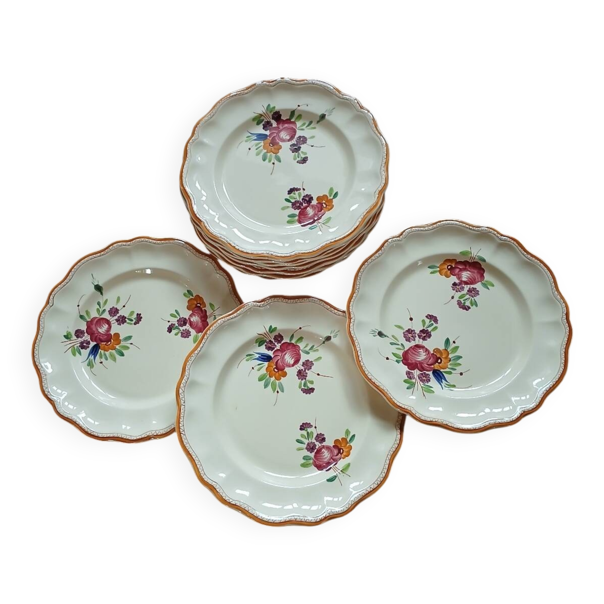 10 vintage Longchamp dinner plates