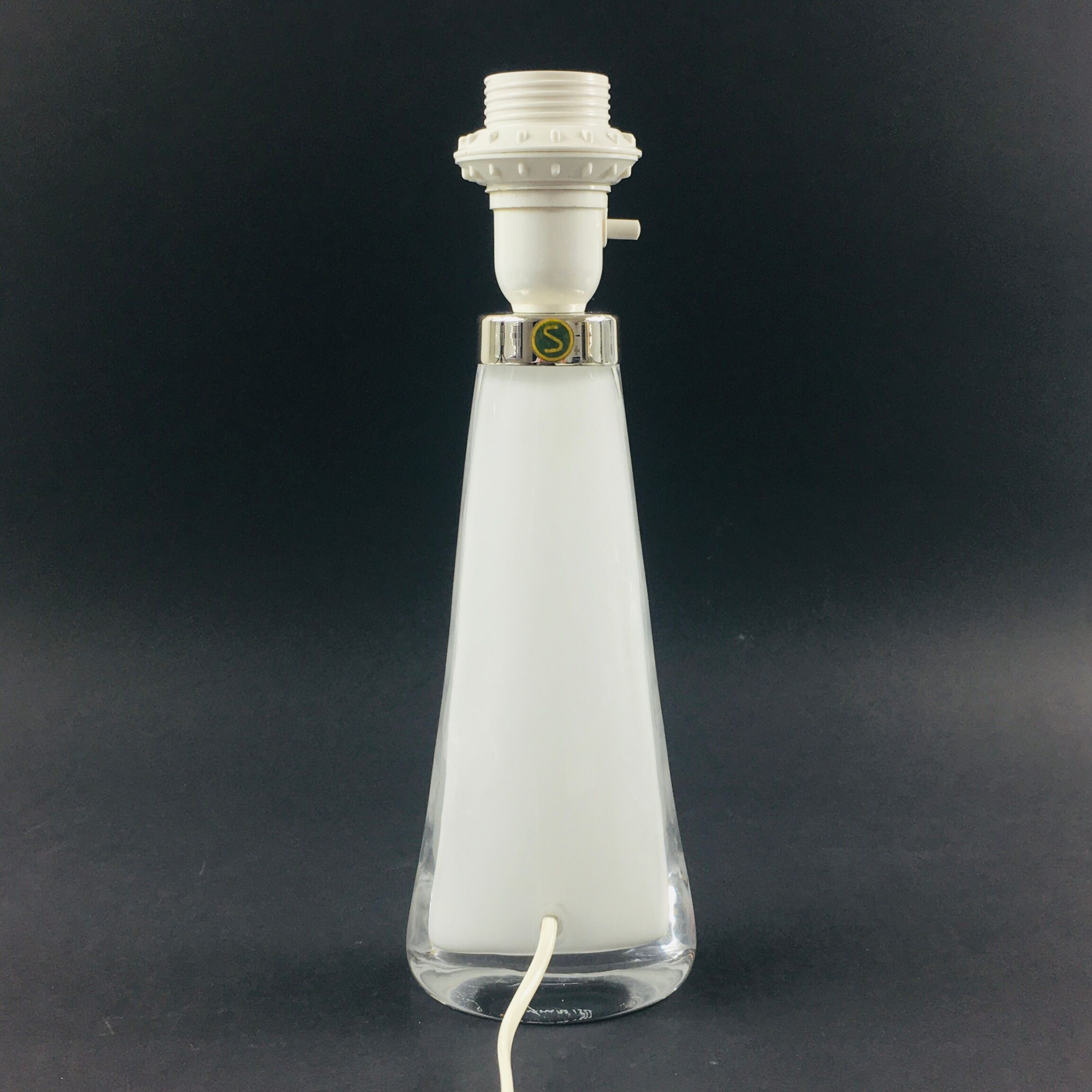 Lampe de table modèle RD 1566 par Carl Fagerlund pour Orrefors, Suède, années 1960