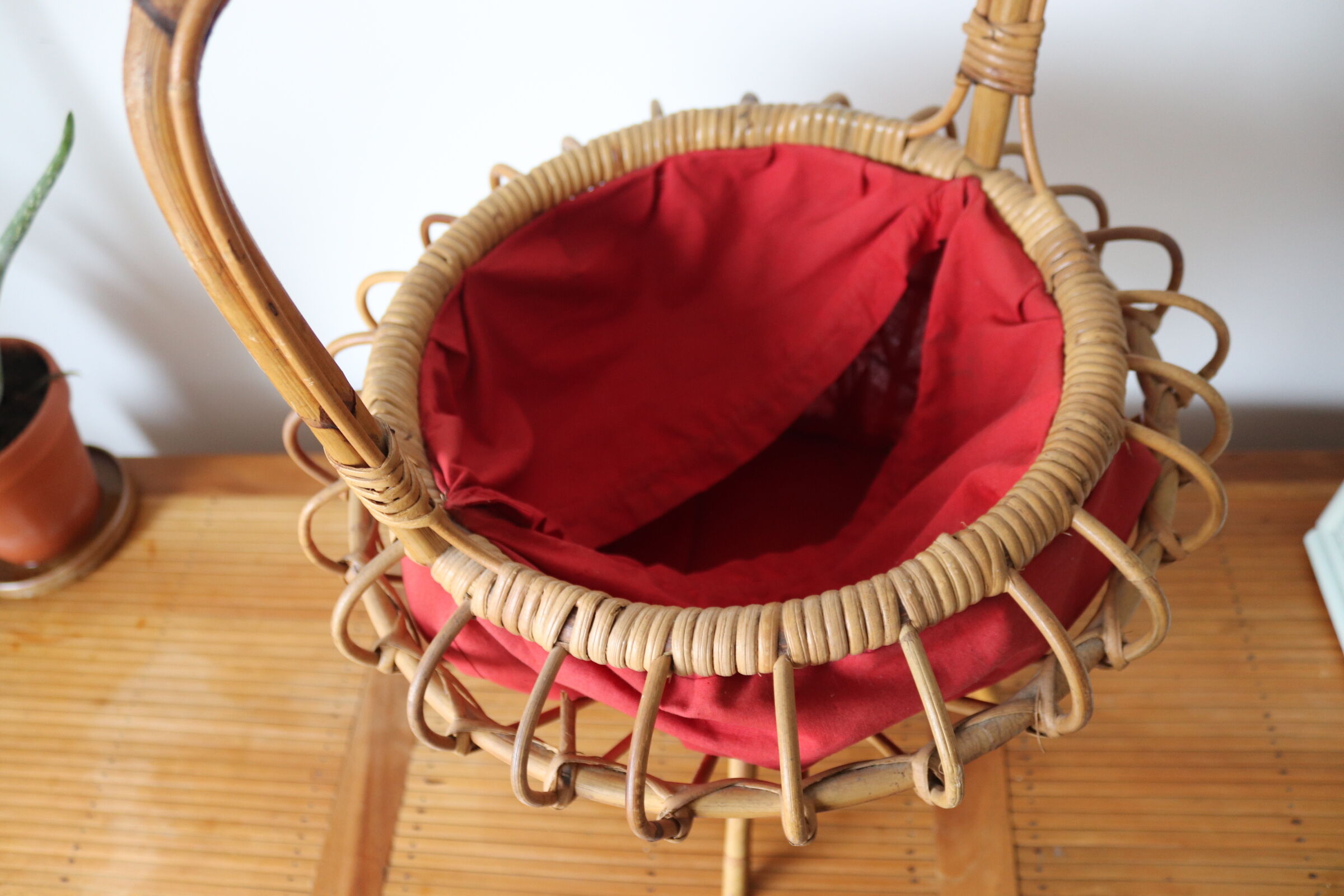 Panier à linge en rotin