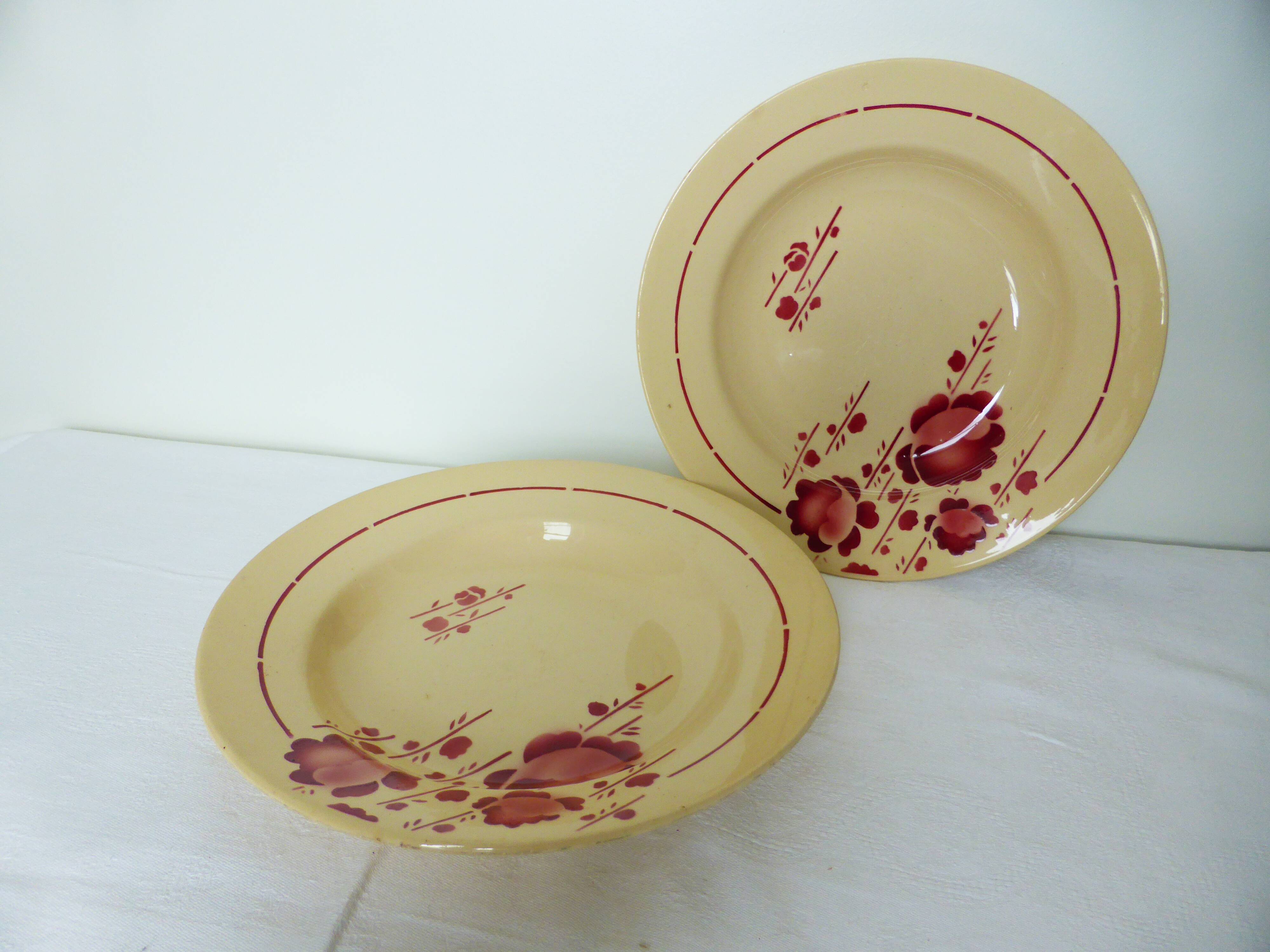 2 vintage deep plates from the St Amand factory 2103159