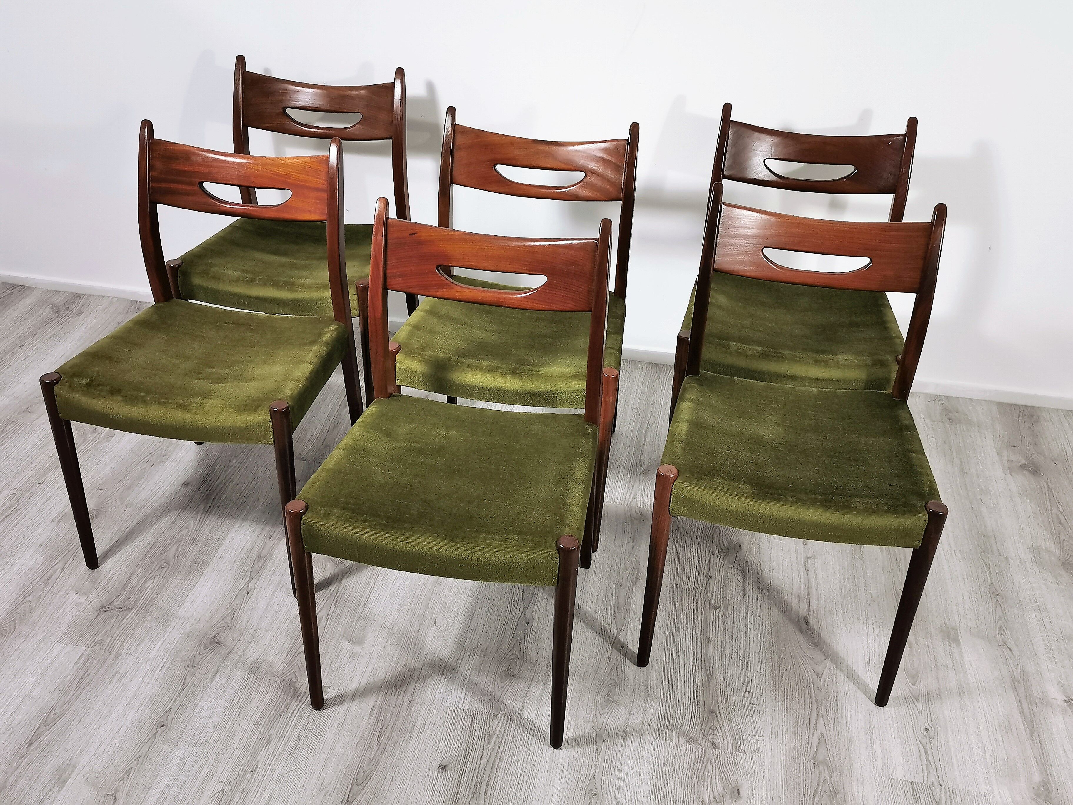 Set Vintage Teak Dining Chairs