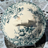 Old Gien opaque porcelain tureen