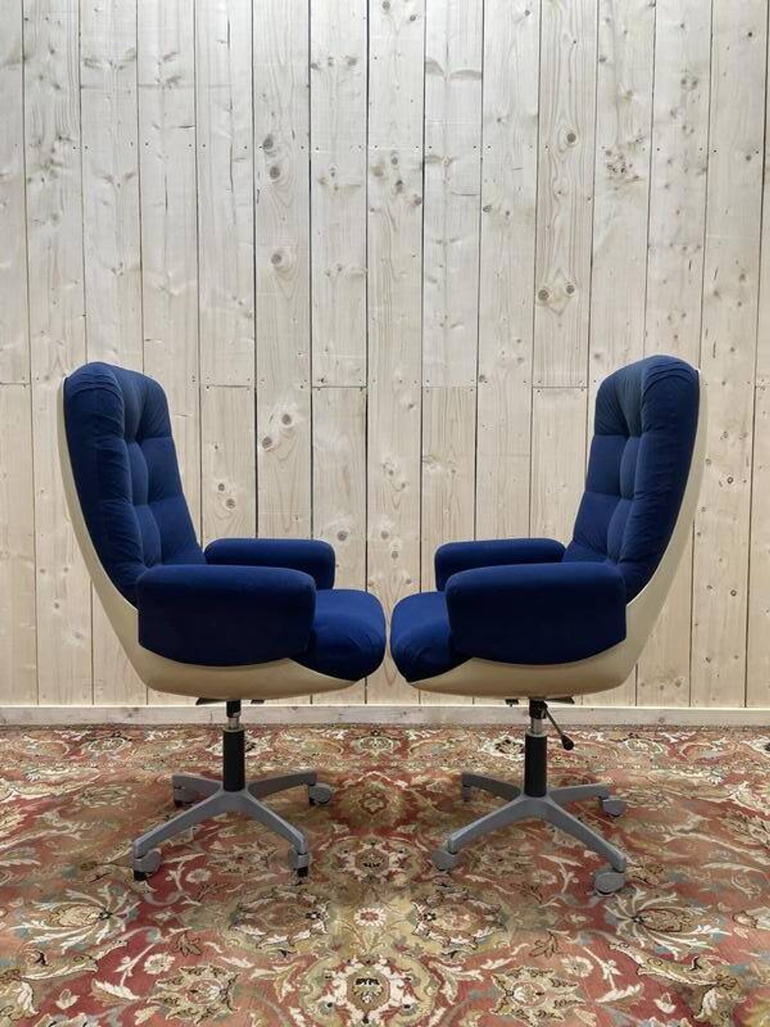 Paire de fauteuils de bureau 1970