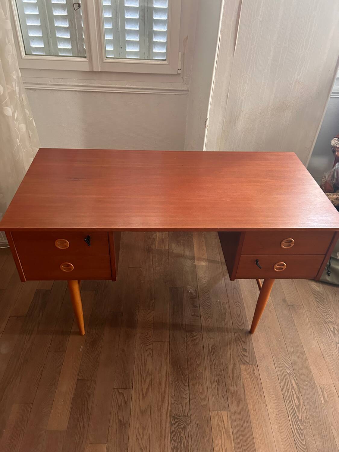 Vintage 60s mahogany desk