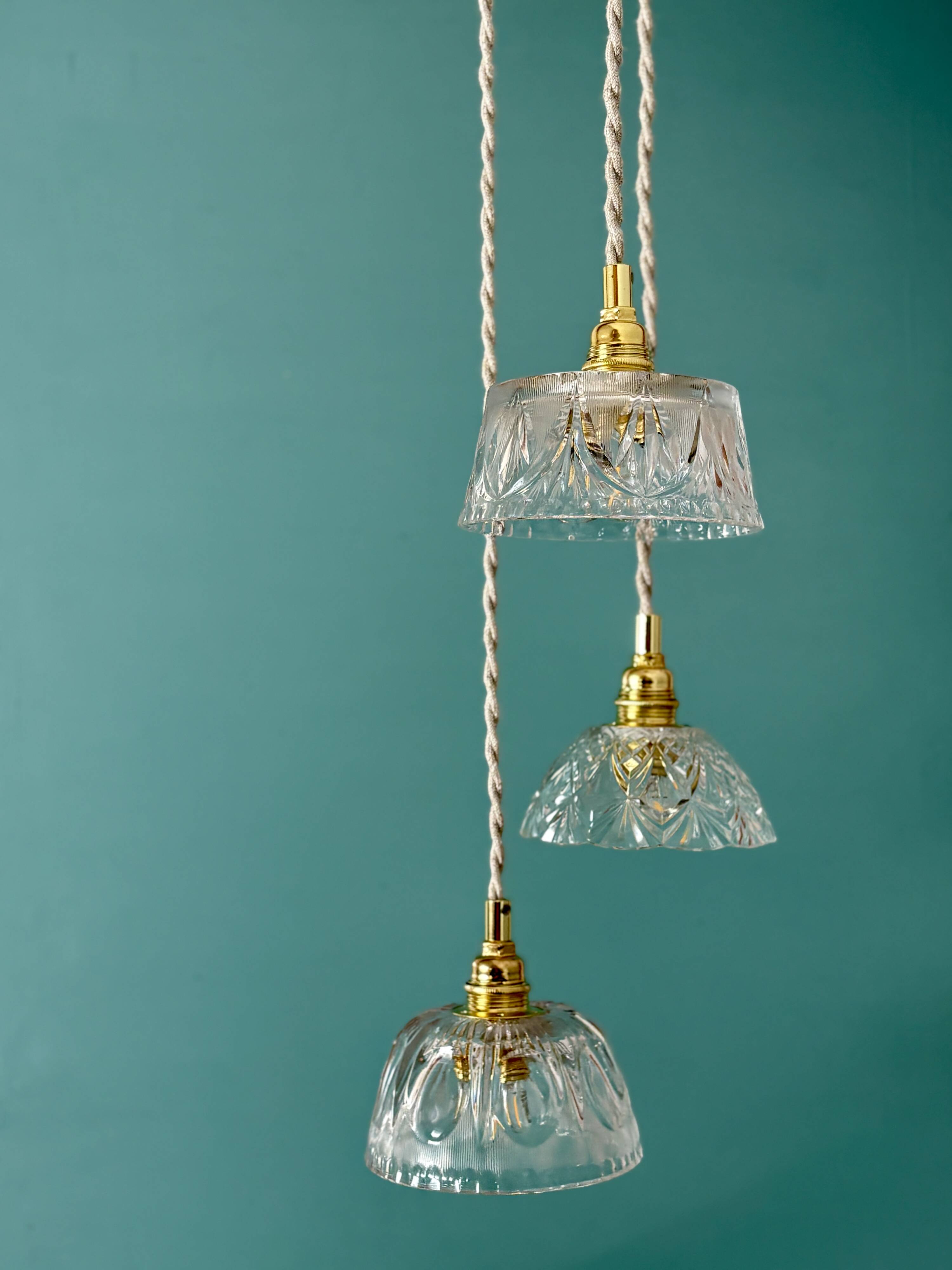 Vintage triple suspension lampshade in glass and cut crystal - collection