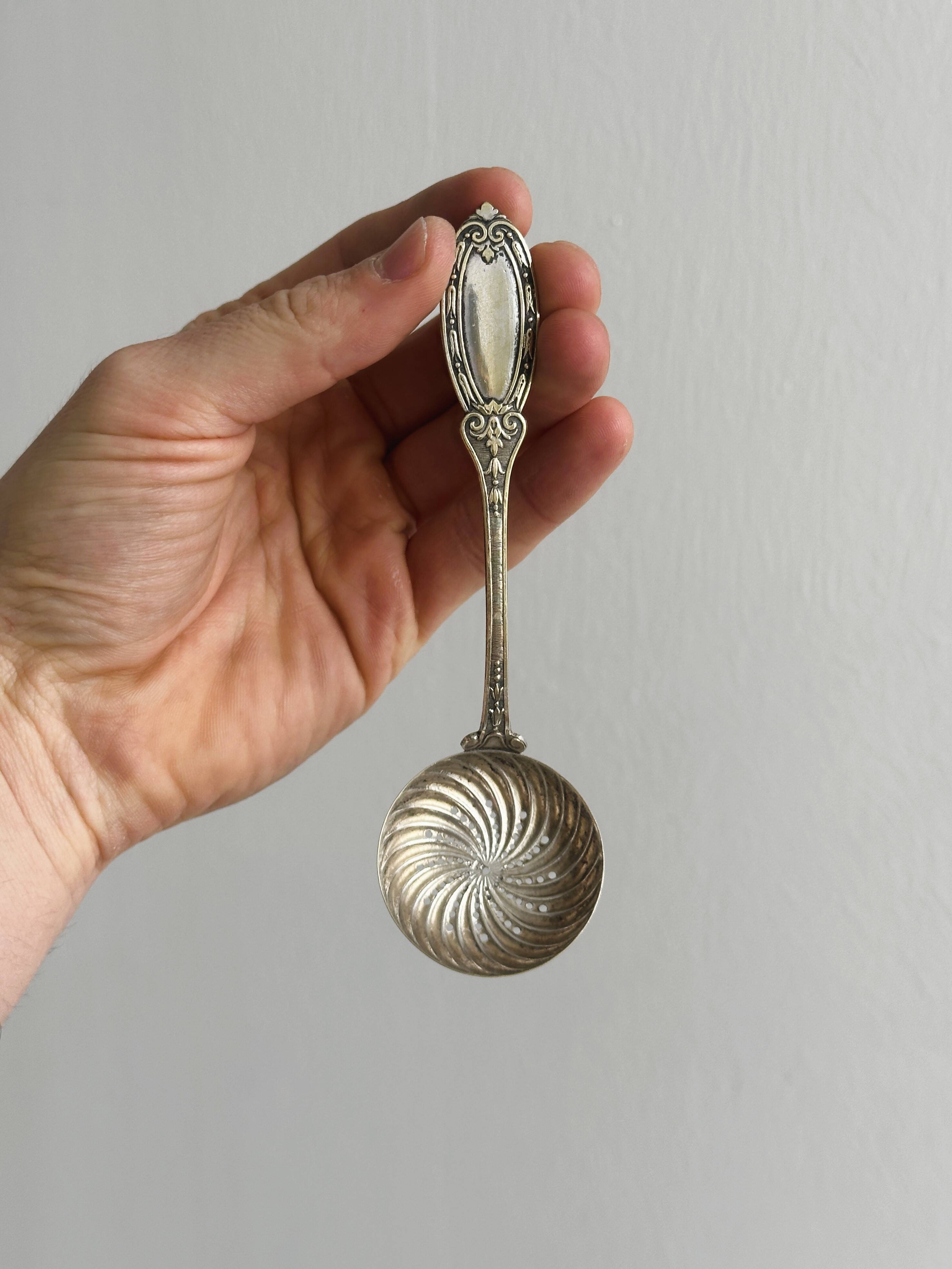 Petite cuillère à poudre ancienne métal argenté
