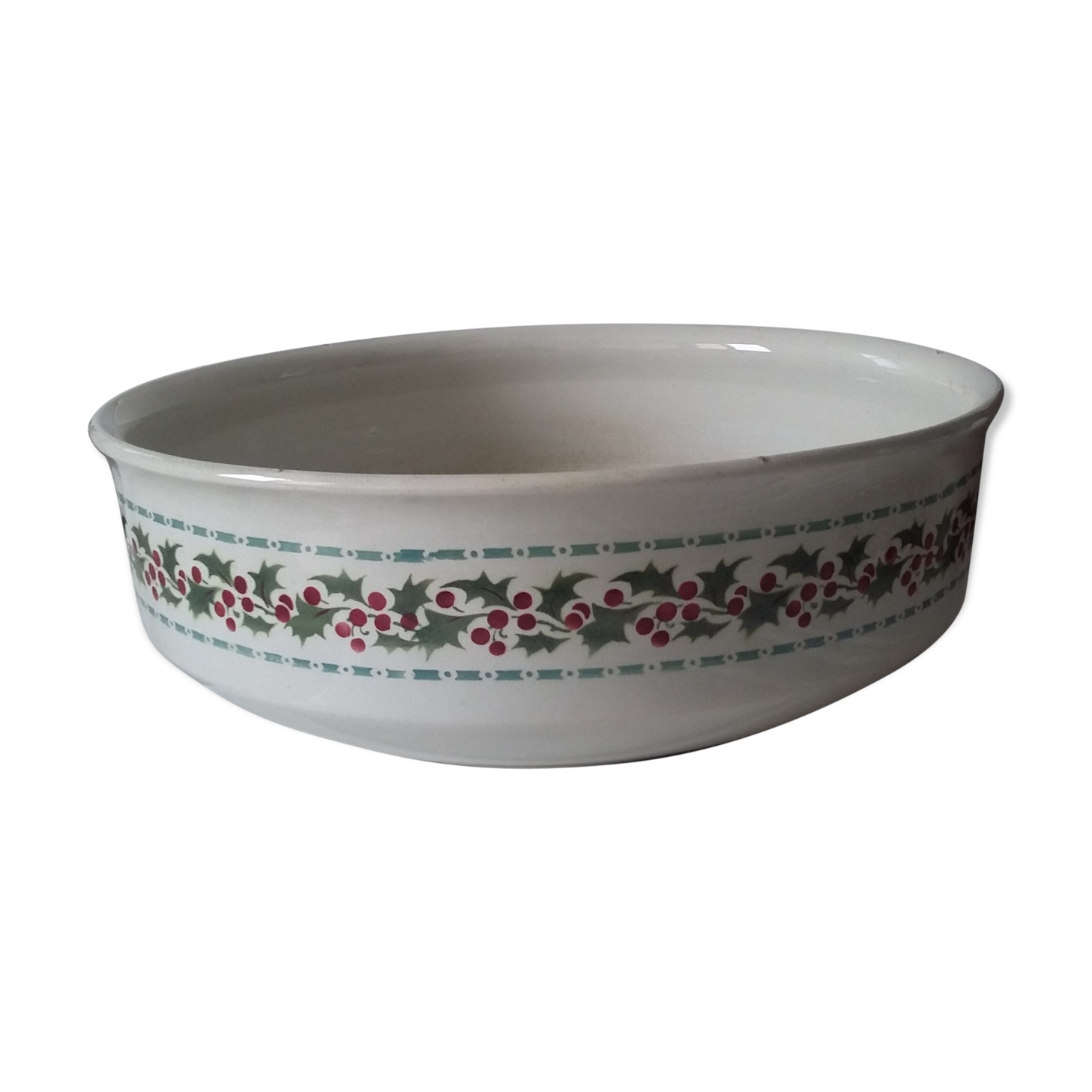 Plat en faïence de St Amand