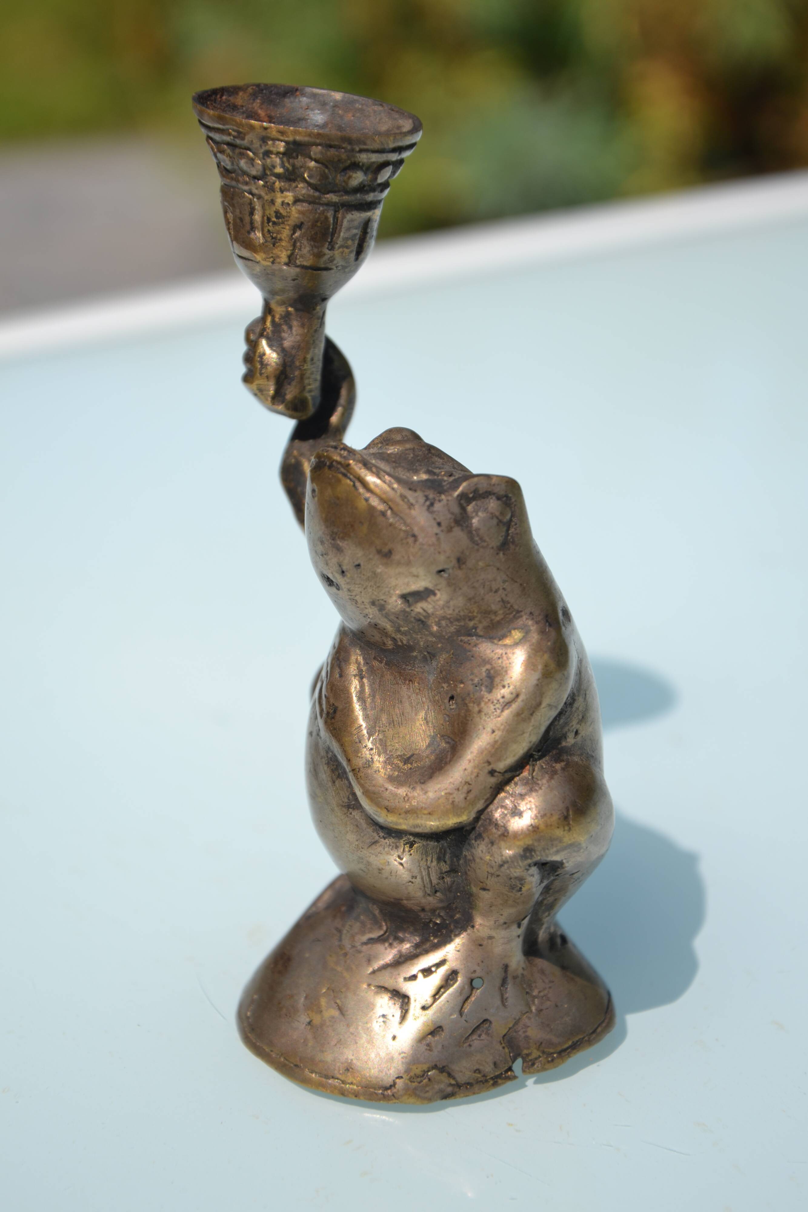 3 animal-shaped bronze candlesticks