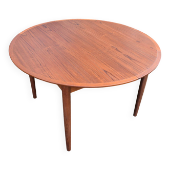 Teak table