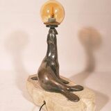 Lampe "otarie" art deco en bronze argenté