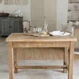 High island table