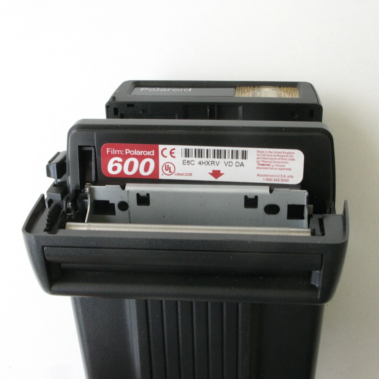 Polaroid 636 Close up instant camera