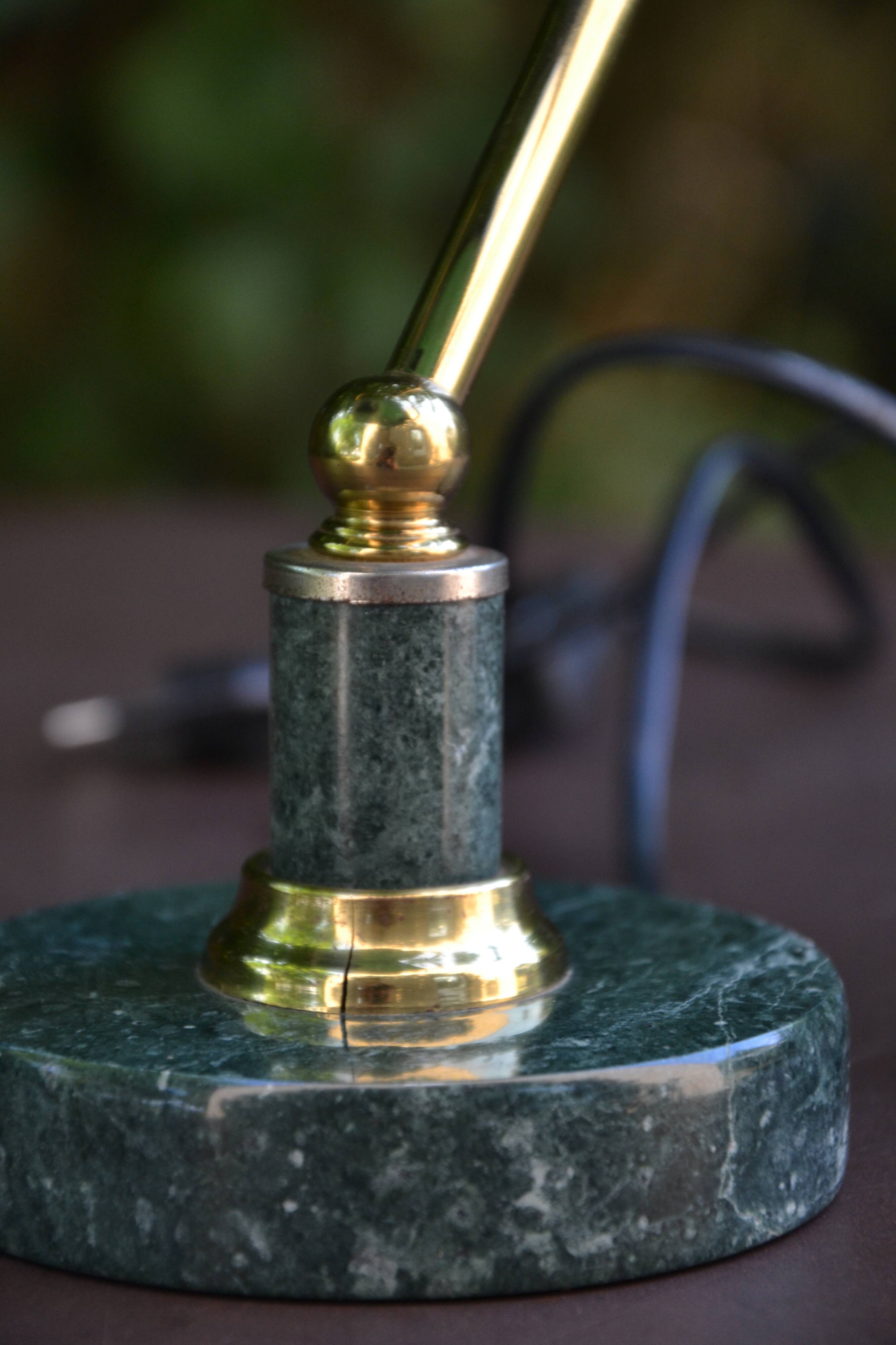 Lampe de banquier socle en marbre vert