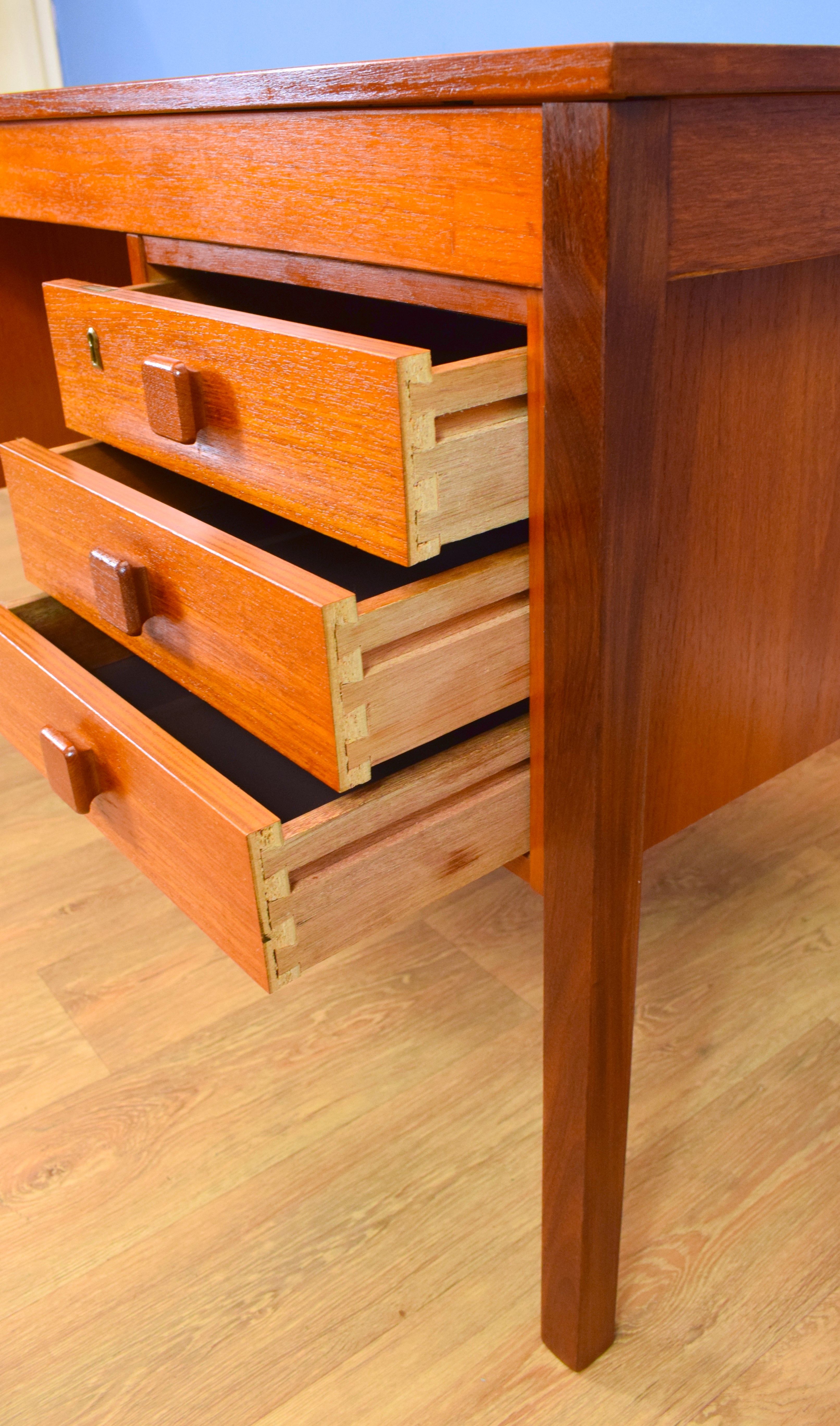 Mid Century Retro Vintage Danish 6 Drawer Teak Desk Domino Mobler 70s