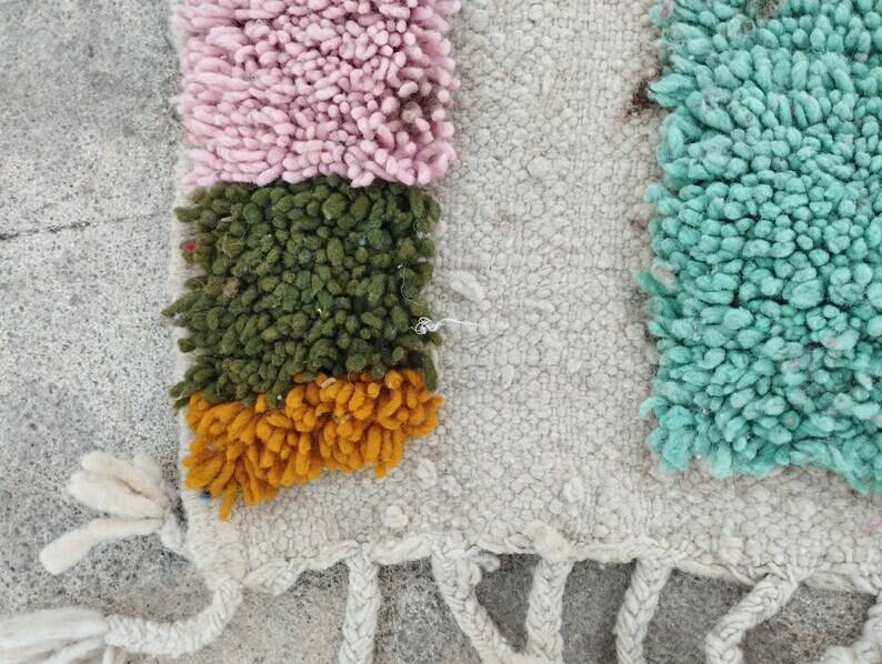 Handmade Berber rug in pure wool, size 240 x 160 cm