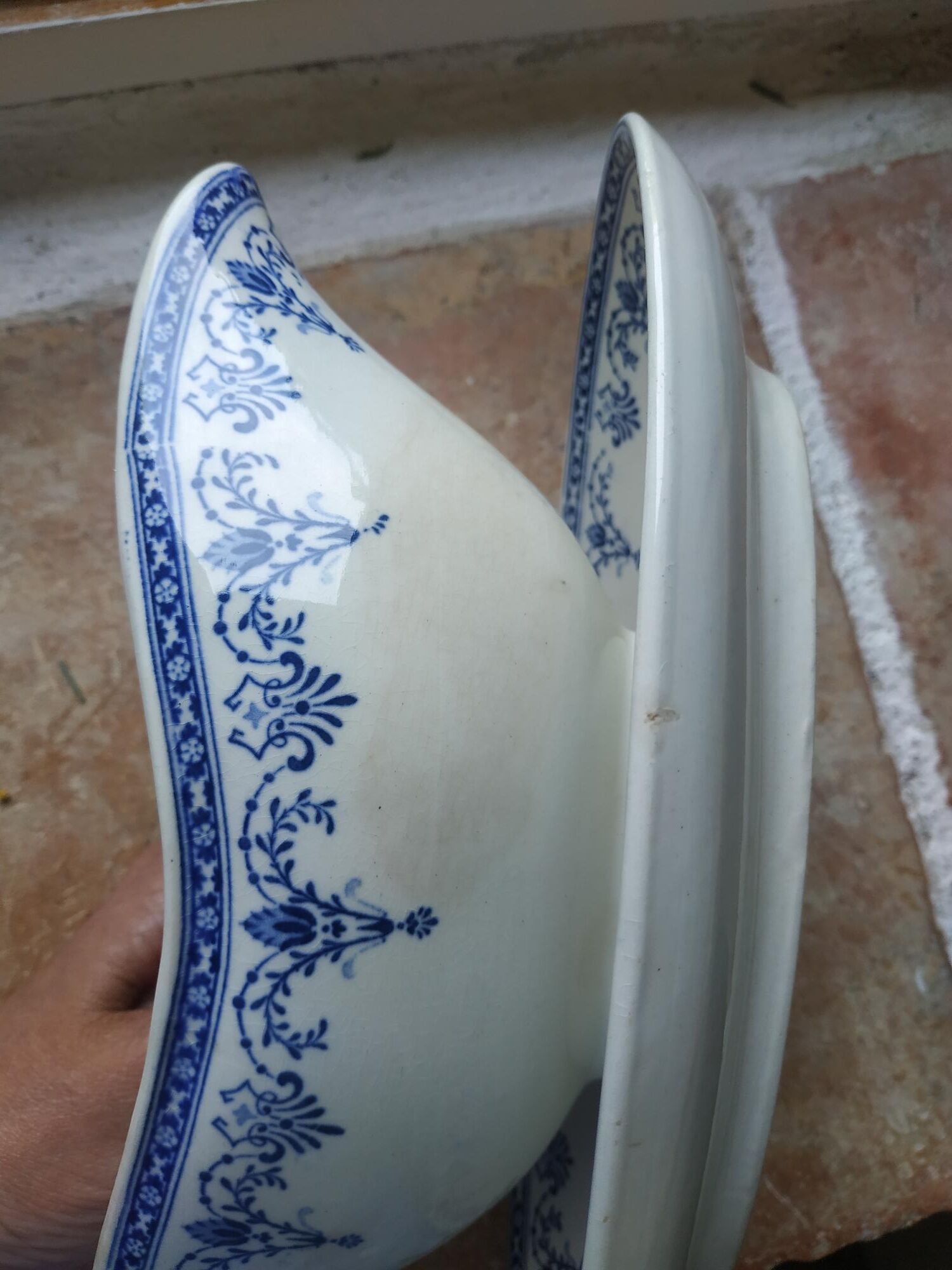 HB earthenware sausage maker