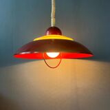 Suspension rouge scandinave de style futuriste par Knud Christensen