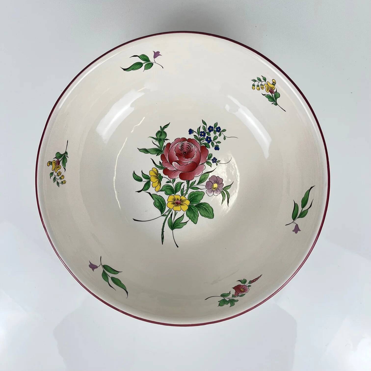 Saladier modèle Réverbère par KG Lunéville