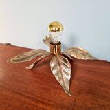 Floral table lamp in brass, design by Willy Daro, Massive, 1970.