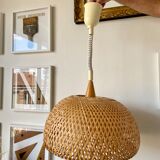 Telescopic wicker hanging lamp