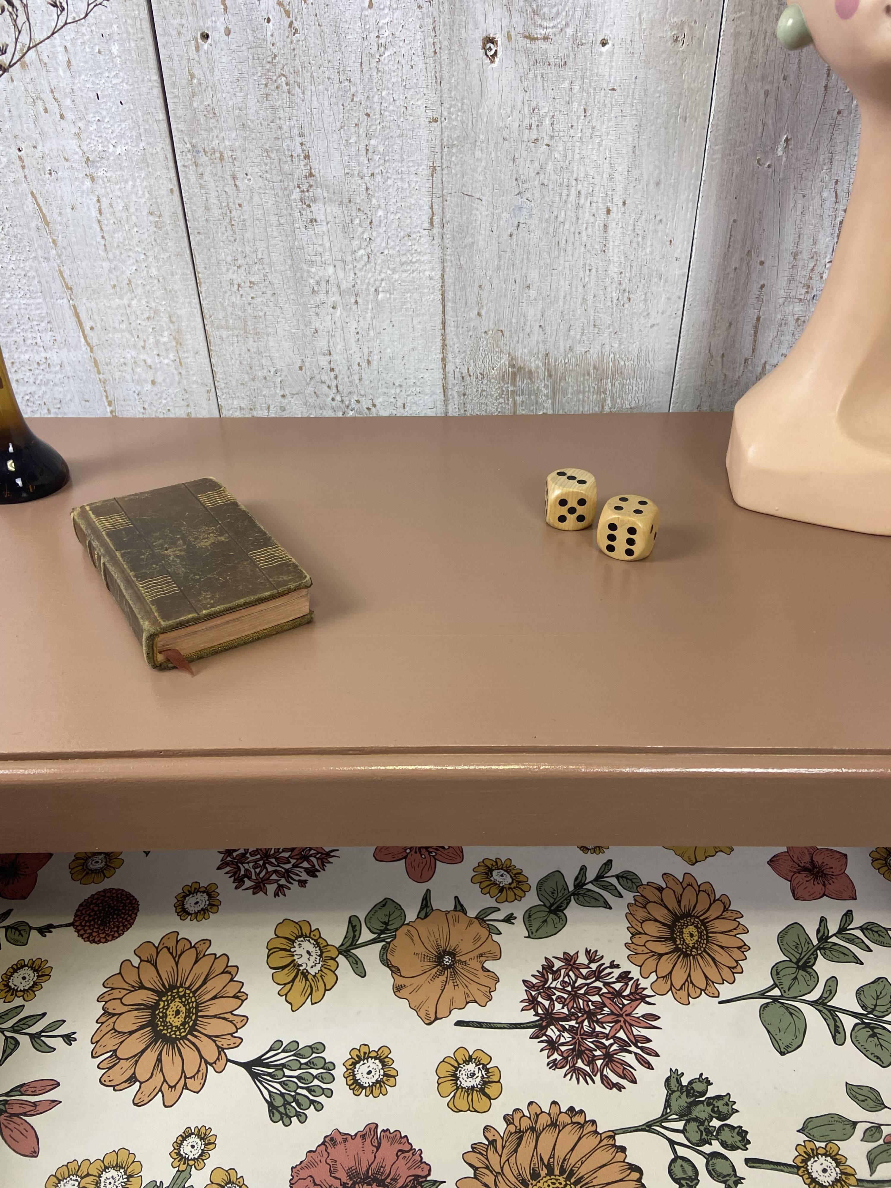 Commode vintage
