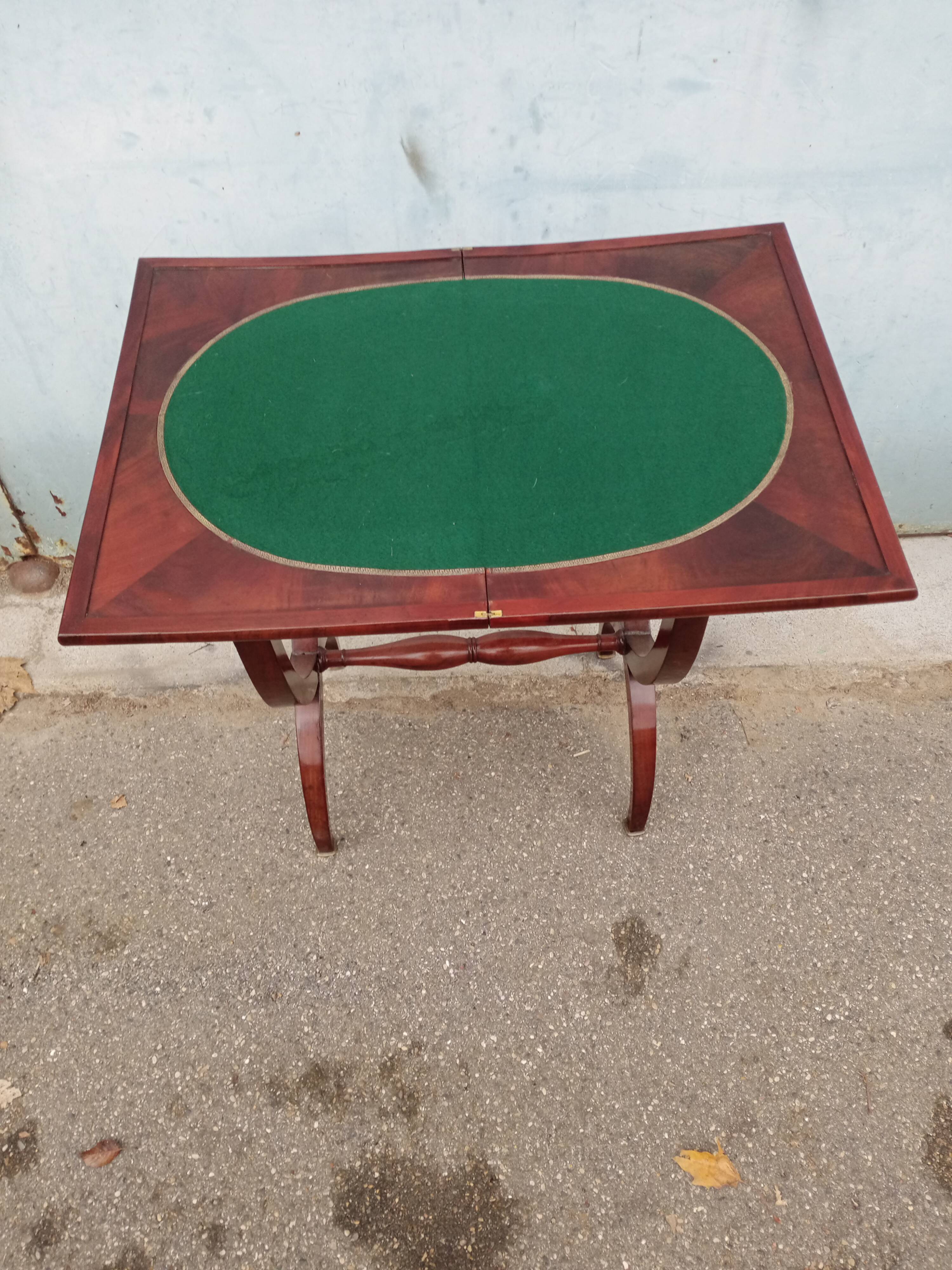 Table a games restoration 19 eme