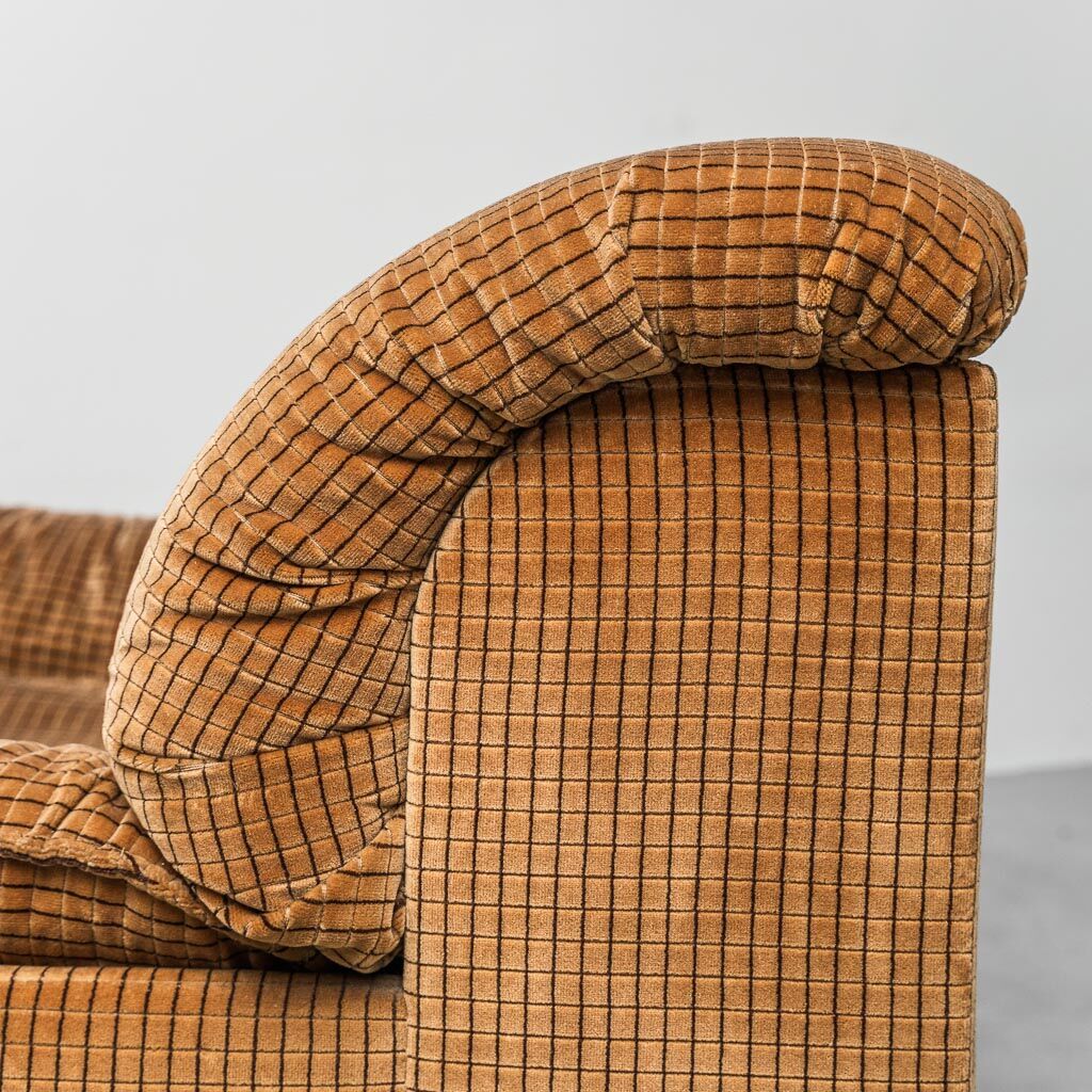 Doimo Salotti 1970s vintage convertible armchair bed in fabric