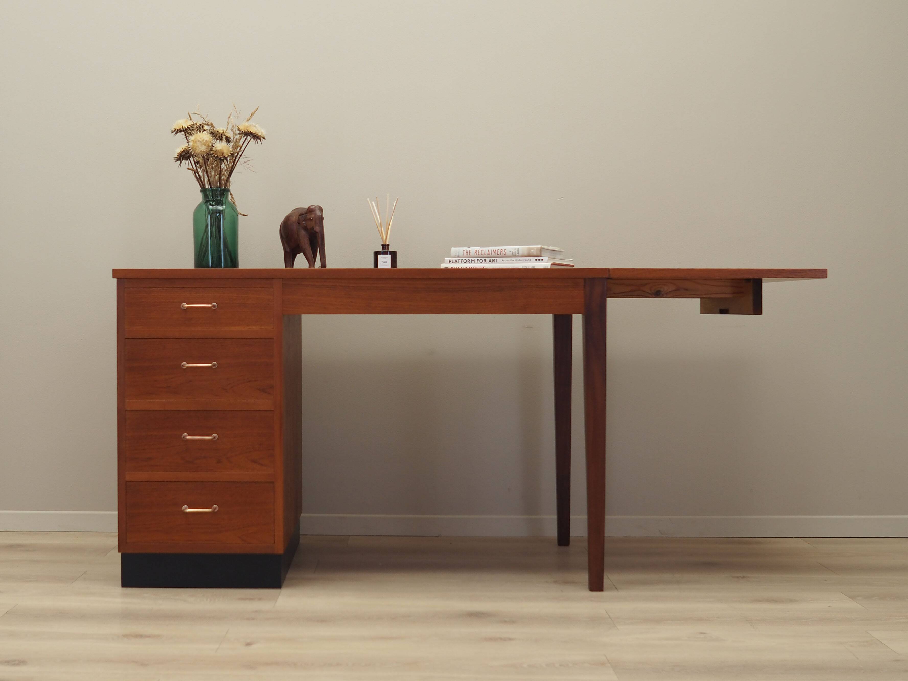Teak desk, Danish design, 1970s, production: Denmark