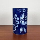 Vintage peacock vase in German porcelain by Bjørn Wiinblad for Rosenthal, 1970s.