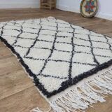 Handmade woolen Azilal Berber rug 140 X 100 CM