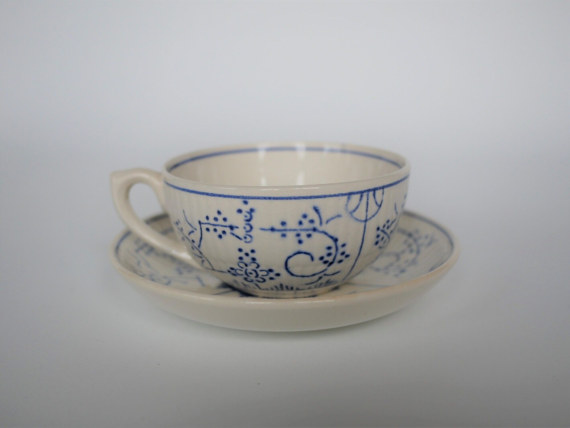 Vintage cup and sub-cup edited by Boch La Louvière