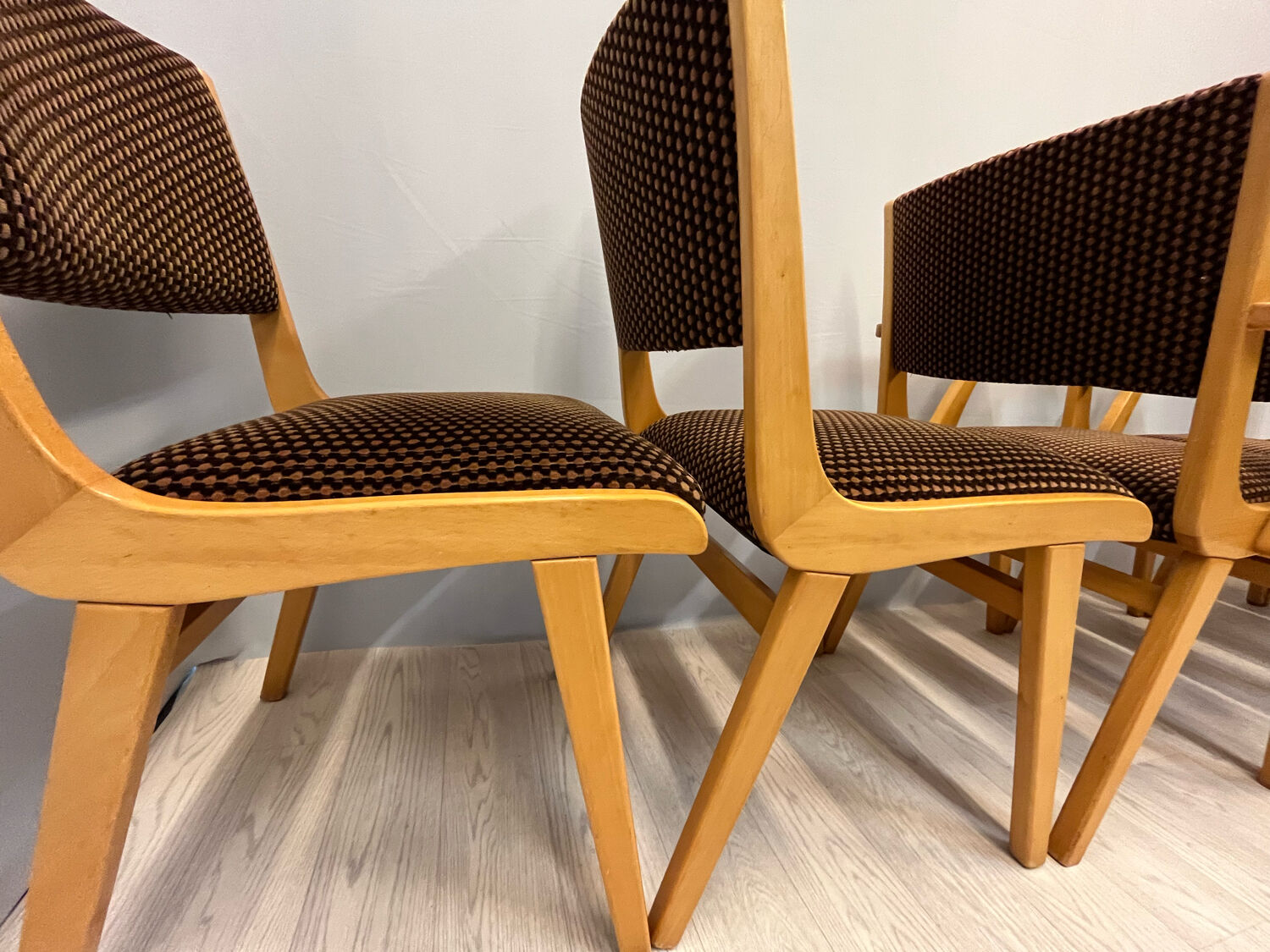 Ensemble de six chaises