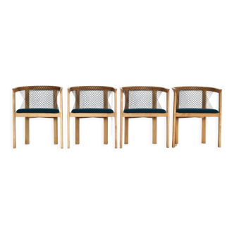 Set of 4 "String" chairs by Tranekaer