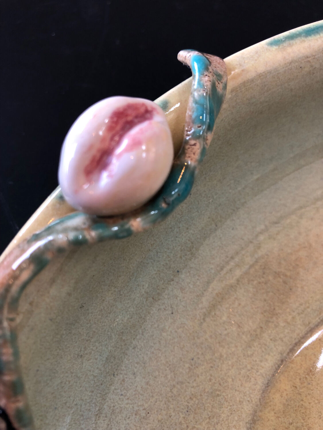 Paris ceramic dish with slip decoration, by Suzy Coste